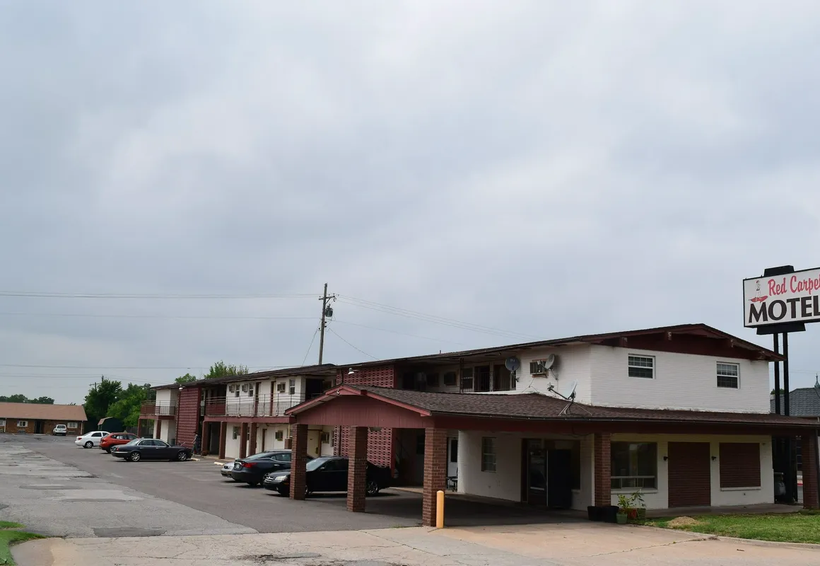 Red Carpet Motel hotel hero