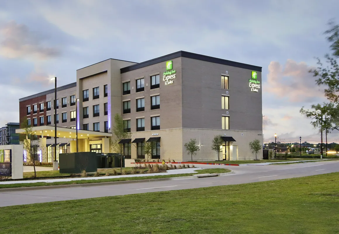 Holiday Inn Express & Suites Dallas-Frisco NW Toyota Stdm by IHG hotel hero