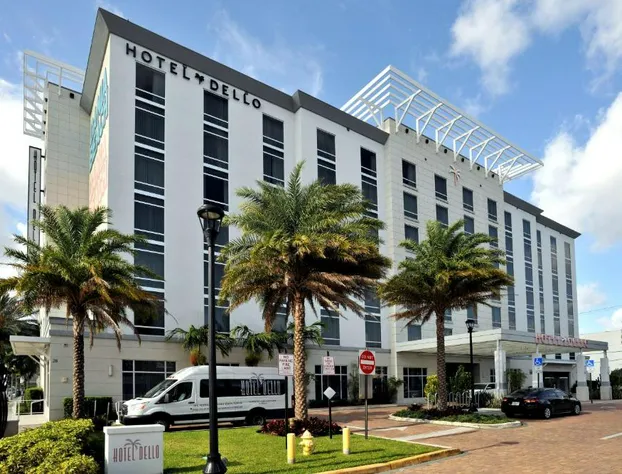 Hotel Dello Ft Lauderdale Airport, Tapestry Collection by Hilton hotel detail image 2