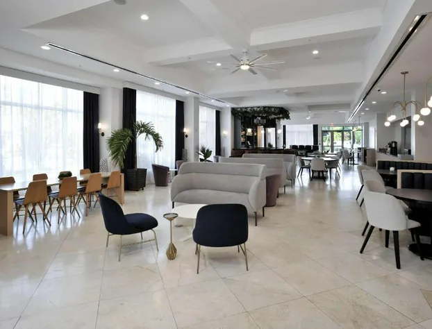 Hotel Dello Ft Lauderdale Airport, Tapestry Collection by Hilton hotel detail image 3