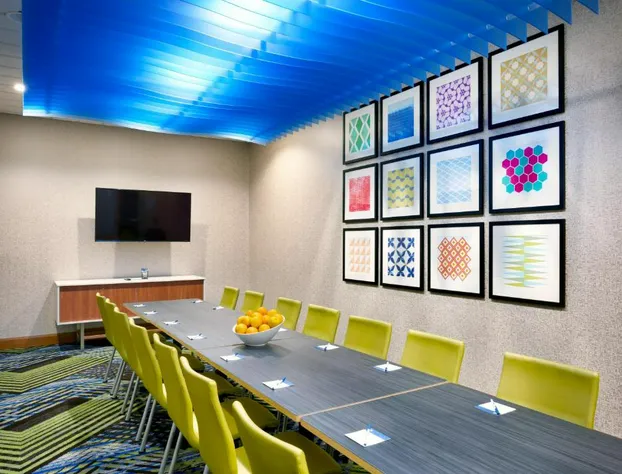 Holiday Inn Express & Suites Gainesville I-75 by IHG hotel detail image 4