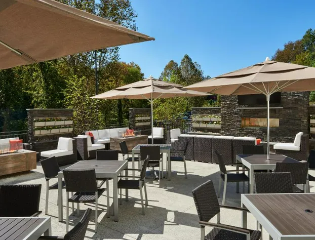 Holiday Inn & Suites Philadelphia W - Drexel Hill by IHG hotel detail image 4