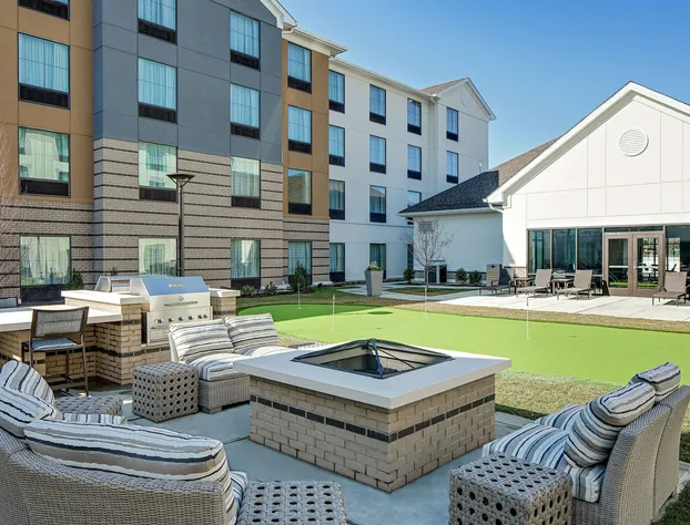 Homewood Suites by Hilton Ronkonkoma hotel detail image 1