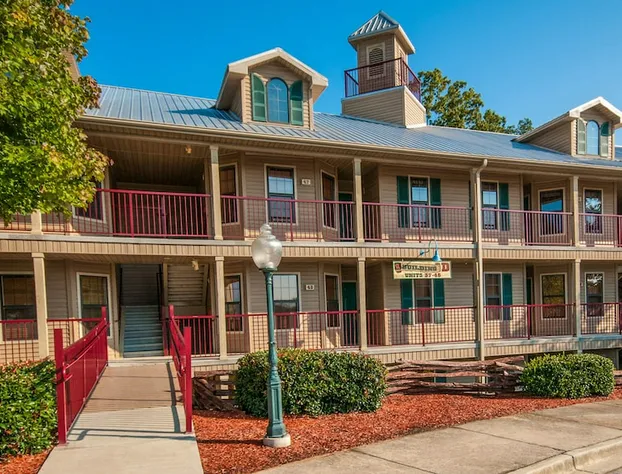 Holiday Inn Club Vacations Apple Mountain Resort By IHG hotel detail image 1