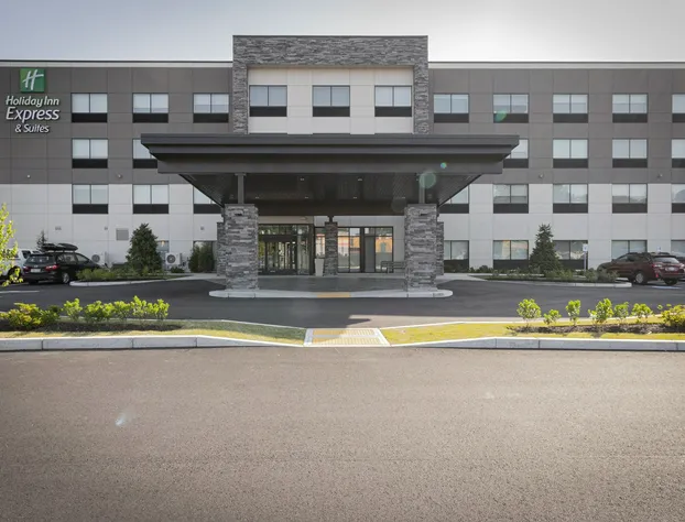Holiday Inn Express & Suites Boston South - Randolph by IHG hotel detail image 1