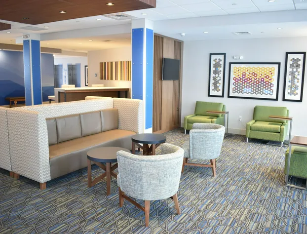 Holiday Inn Express & Suites Boston South - Randolph by IHG hotel detail image 4