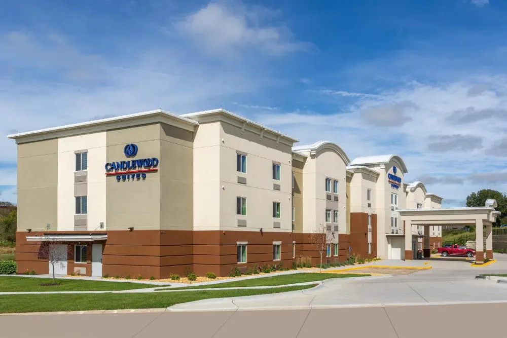 Candlewood Suites Davenport by IHG hotel hero