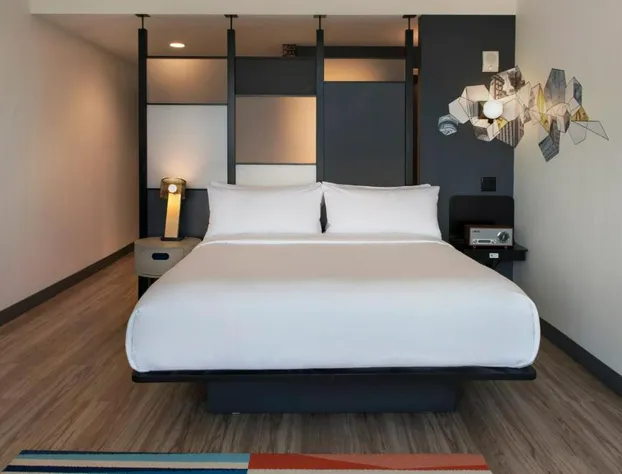 Aloft Buffalo Downtown hotel detail image 3