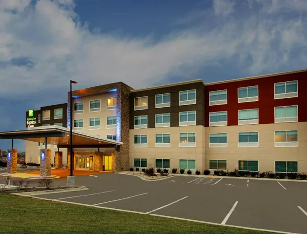 Holiday Inn Express & Suites Mt Sterling North by IHG hotel detail image 1