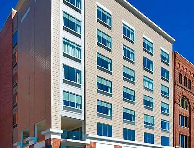 Fairfield Inn & Suites by Marriott Pittsburgh Downtown hotel detail image 1