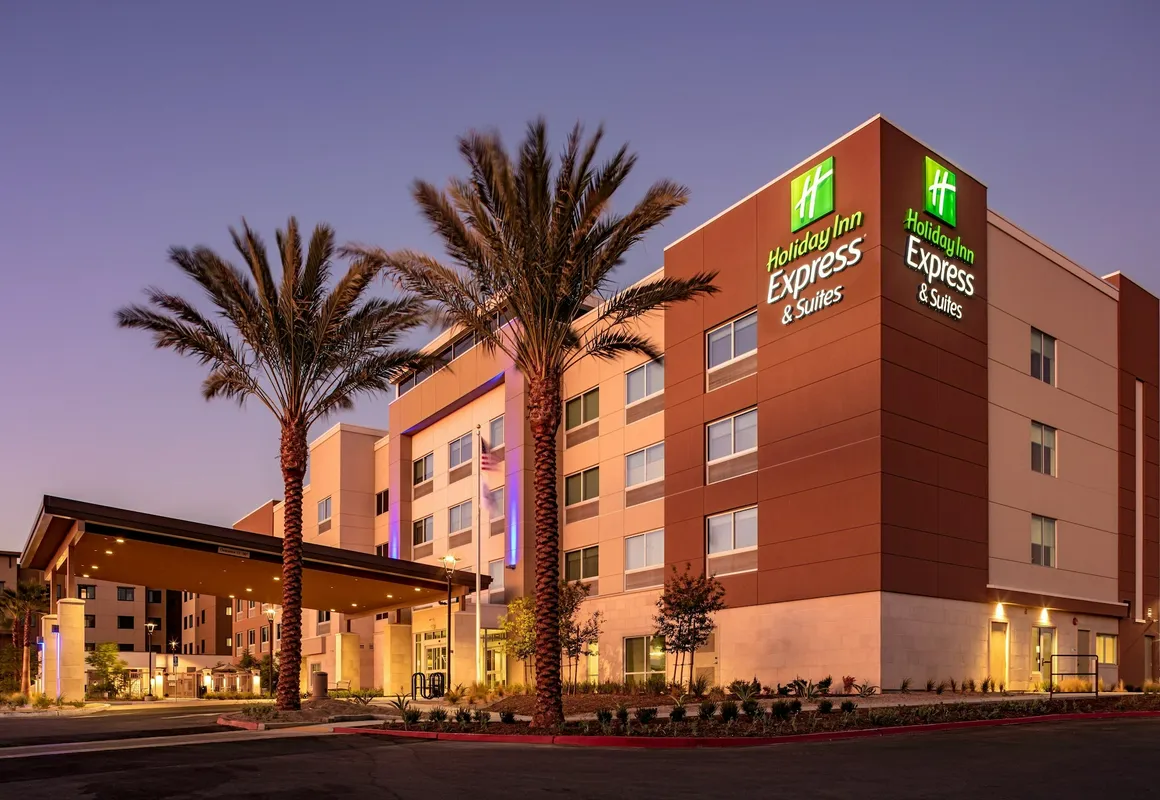 Holiday Inn Express & Suites Moreno Valley - Riverside by IHG hotel hero