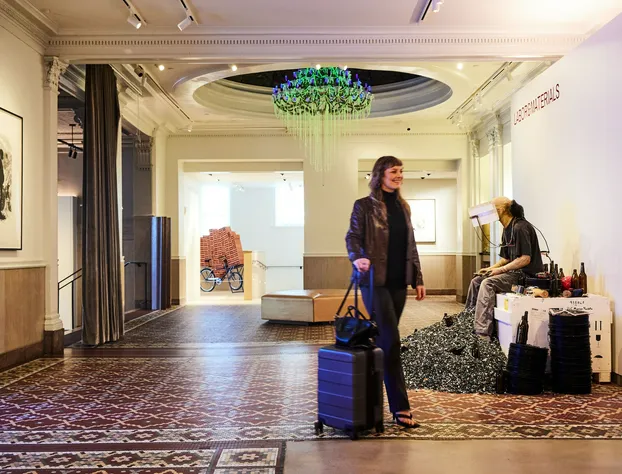 Hotel Savoy Kansas City, Tapestry Collection by Hilton hotel detail image 3