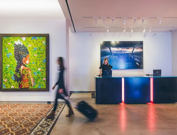 Hotel Savoy Kansas City, Tapestry Collection by Hilton hotel detail image 4