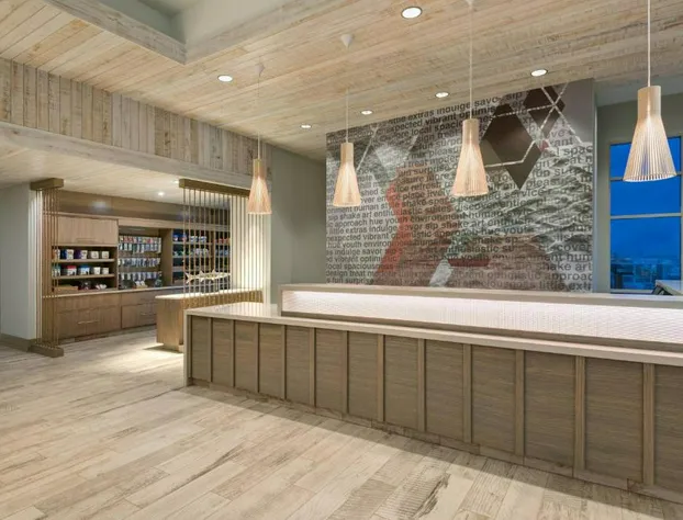 SpringHill Suites by Marriott Panama City Beach Beachfront hotel detail image 4