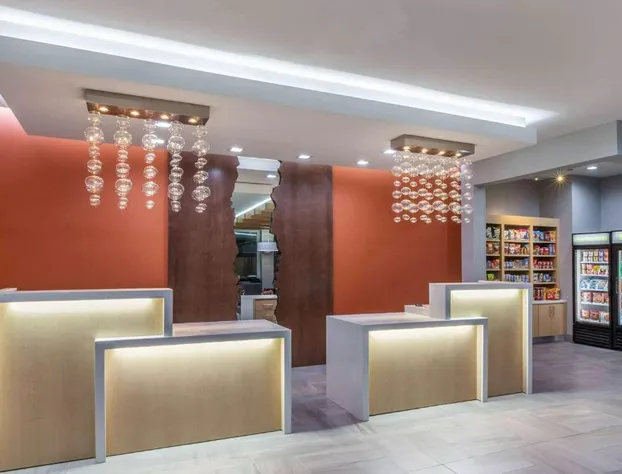 La Quinta Inn & Suites by Wyndham Houston East at Sheldon Rd hotel detail image 4