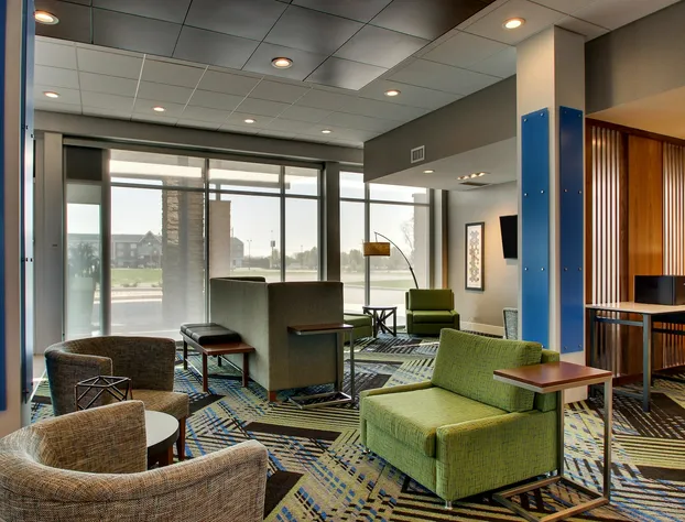 Holiday Inn Express & Suites Findlay North by IHG hotel detail image 2