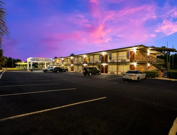 Red Roof Inn Columbia, SC Airport hotel detail image 2