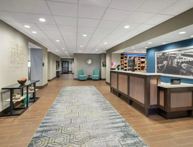 Hampton Inn Sikeston hotel detail image 2