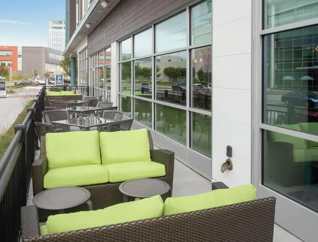 Hilton Garden Inn Omaha Aksarben Village hotel detail image 4