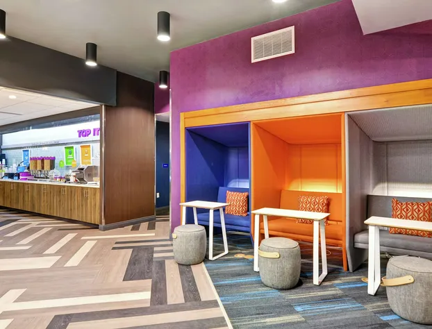 Tru by Hilton Richmond hotel detail image 2