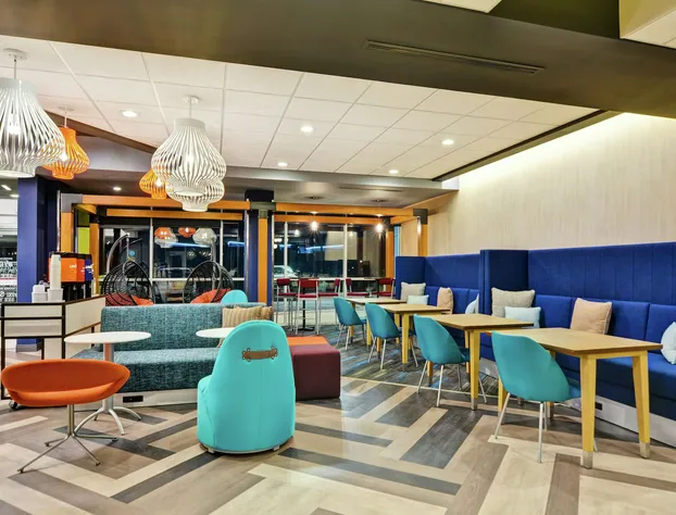 Tru by Hilton Richmond hotel detail image 4