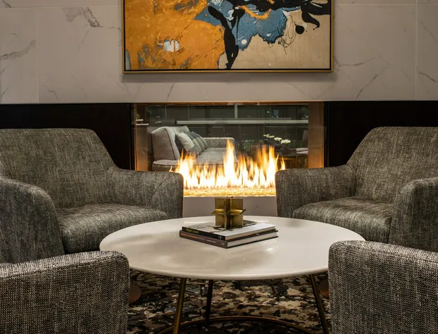 Holiday Inn Boston Logan Airport - Chelsea by IHG hotel detail image 4