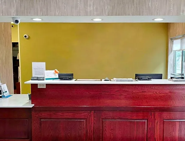 Wingate by Wyndham Uniontown hotel detail image 1