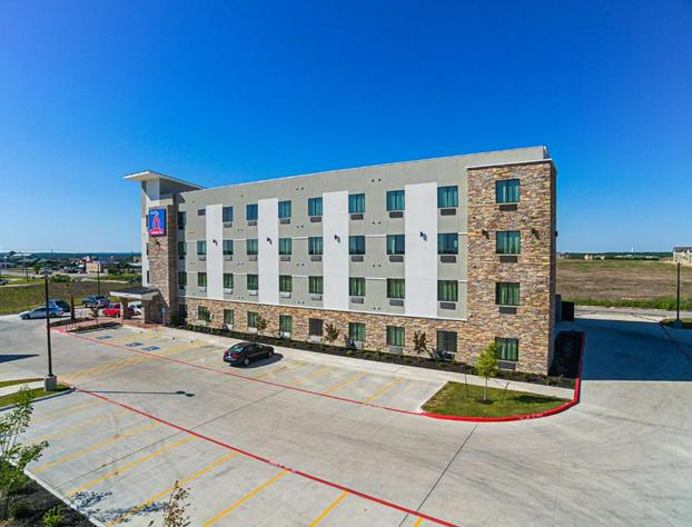 Studio 6 Buda, TX hotel detail image 2