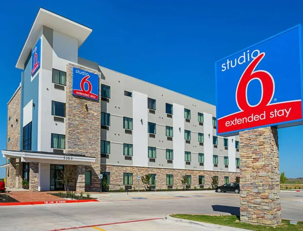 Studio 6 Buda, TX hotel detail image 2