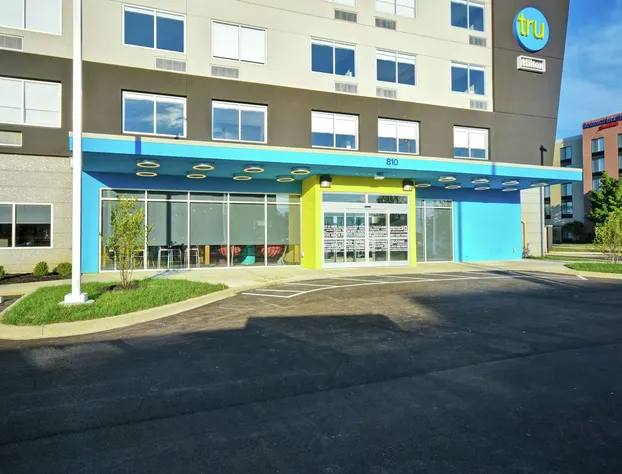 Tru by Hilton Louisville Airport hotel detail image 2