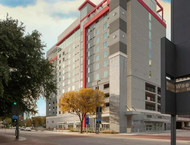 Courtyard by Marriott Dallas Downtown/Reunion District hotel detail image 2