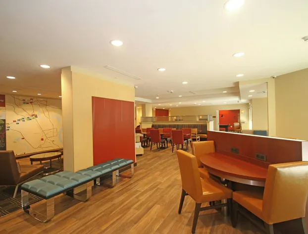 TownePlace Suites by Marriott Charleston-North Charleston hotel detail image 2