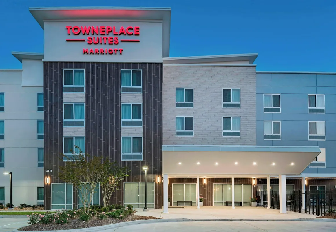 Towneplace Suites Baton Rouge Port Allen hotel hero