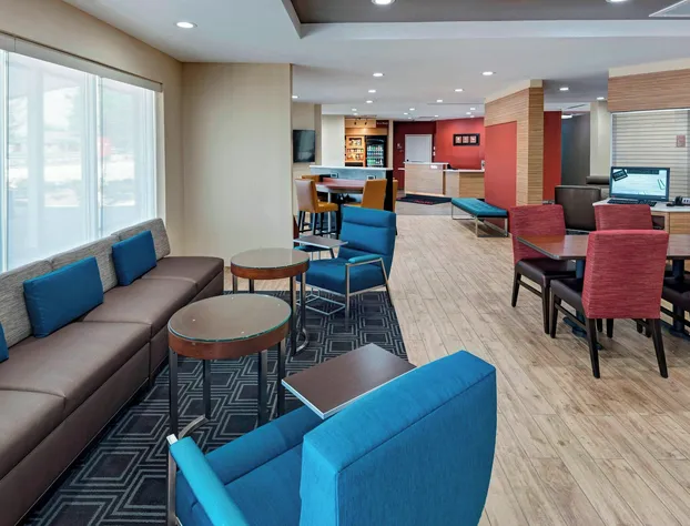 Towneplace Suites Baton Rouge Port Allen hotel detail image 2