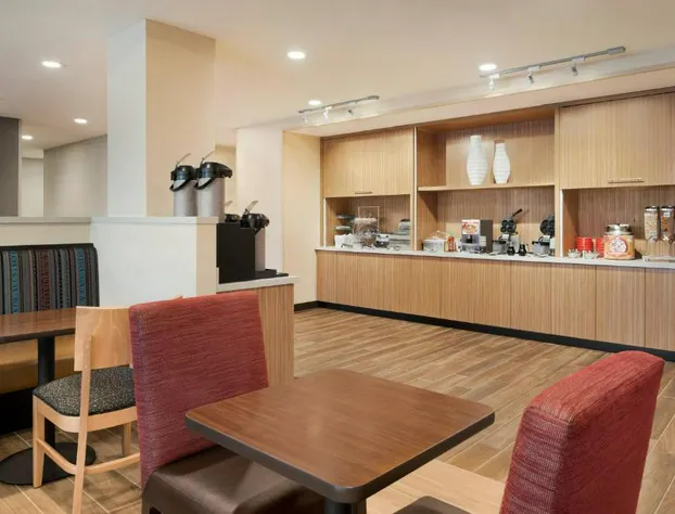 TownePlace Suites by Marriott Dubuque Downtown hotel detail image 4