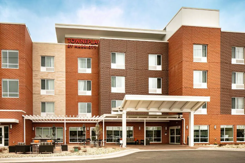 TownePlace Suites by Marriott Dubuque Downtown hotel hero