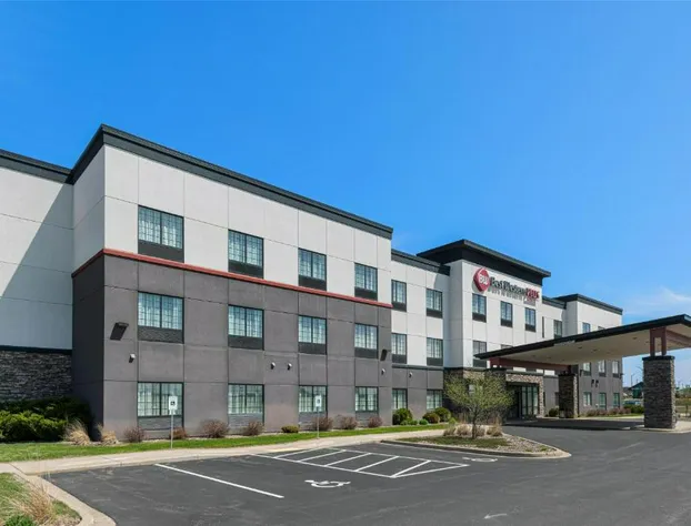 Best Western Plus New Richmond Inn & Suites hotel detail image 1