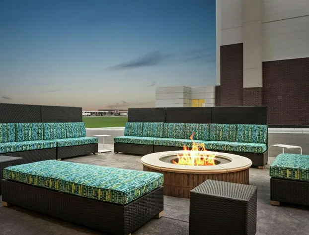 Home2 Suites by Hilton Brooklyn Park Minneapolis hotel detail image 2