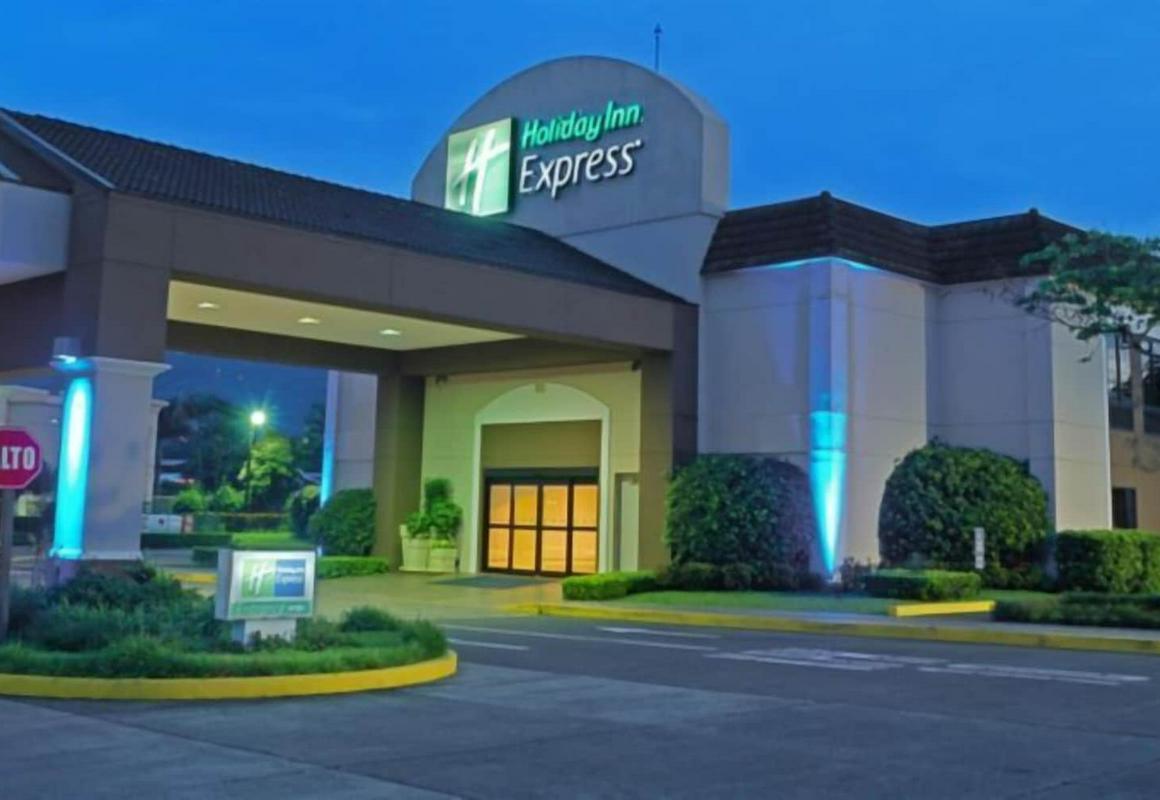Holiday Inn Express And Suites San Jose Airport by IHG hotel hero