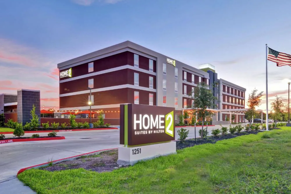 Home2 Suites by Hilton La Porte hotel hero