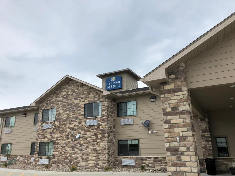 Cobblestone Inn & Suites - Clarinda hotel hero