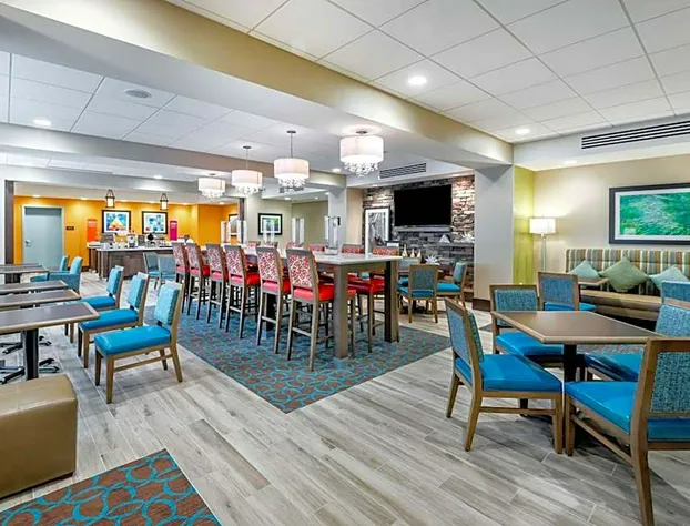 Hampton Inn Baltimore Bayview Campus hotel detail image 3