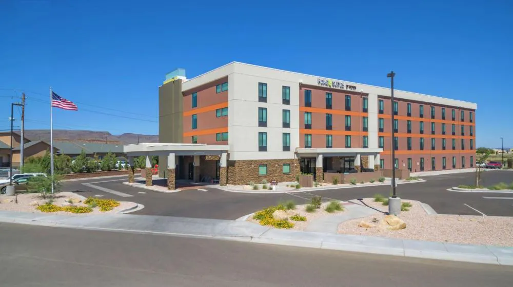 Home2 Suites by Hilton Kingman hotel hero