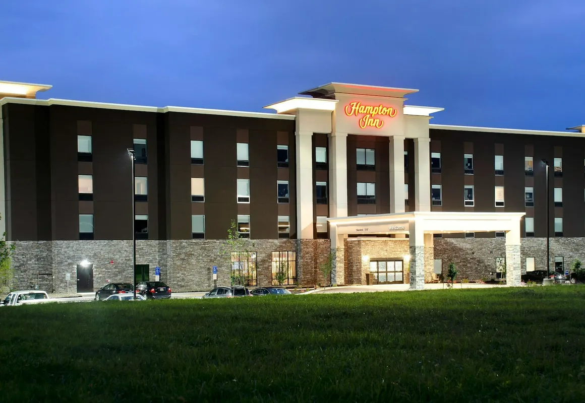 Hampton Inn Lebanon hotel hero