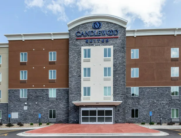 Candlewood Suites Rochester Mayo Clinic Area by IHG hotel detail image 1