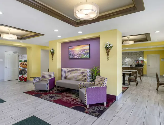 Quality Inn & Suites Carlsbad Caverns Area hotel detail image 2