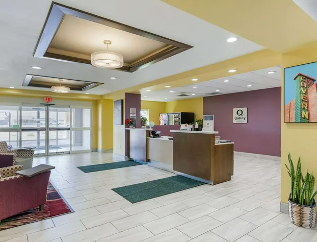 Quality Inn & Suites Carlsbad Caverns Area hotel detail image 3