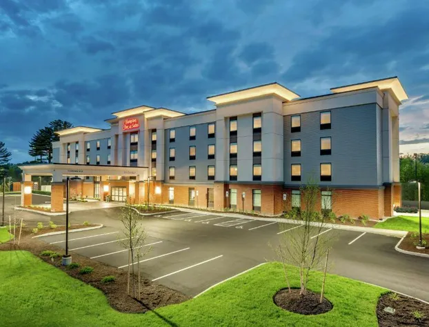 Hampton Inn & Suites Kittery-Portsmouth hotel detail image 1