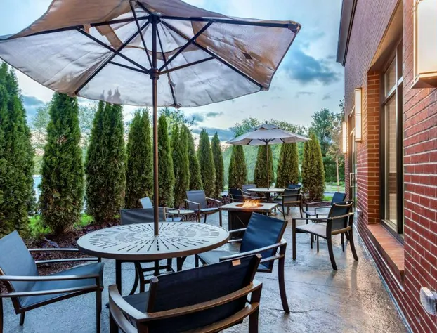 Hampton Inn & Suites Kittery-Portsmouth hotel detail image 2