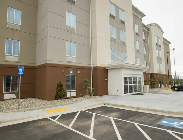 Candlewood Suites McDonough by IHG hotel detail image 4